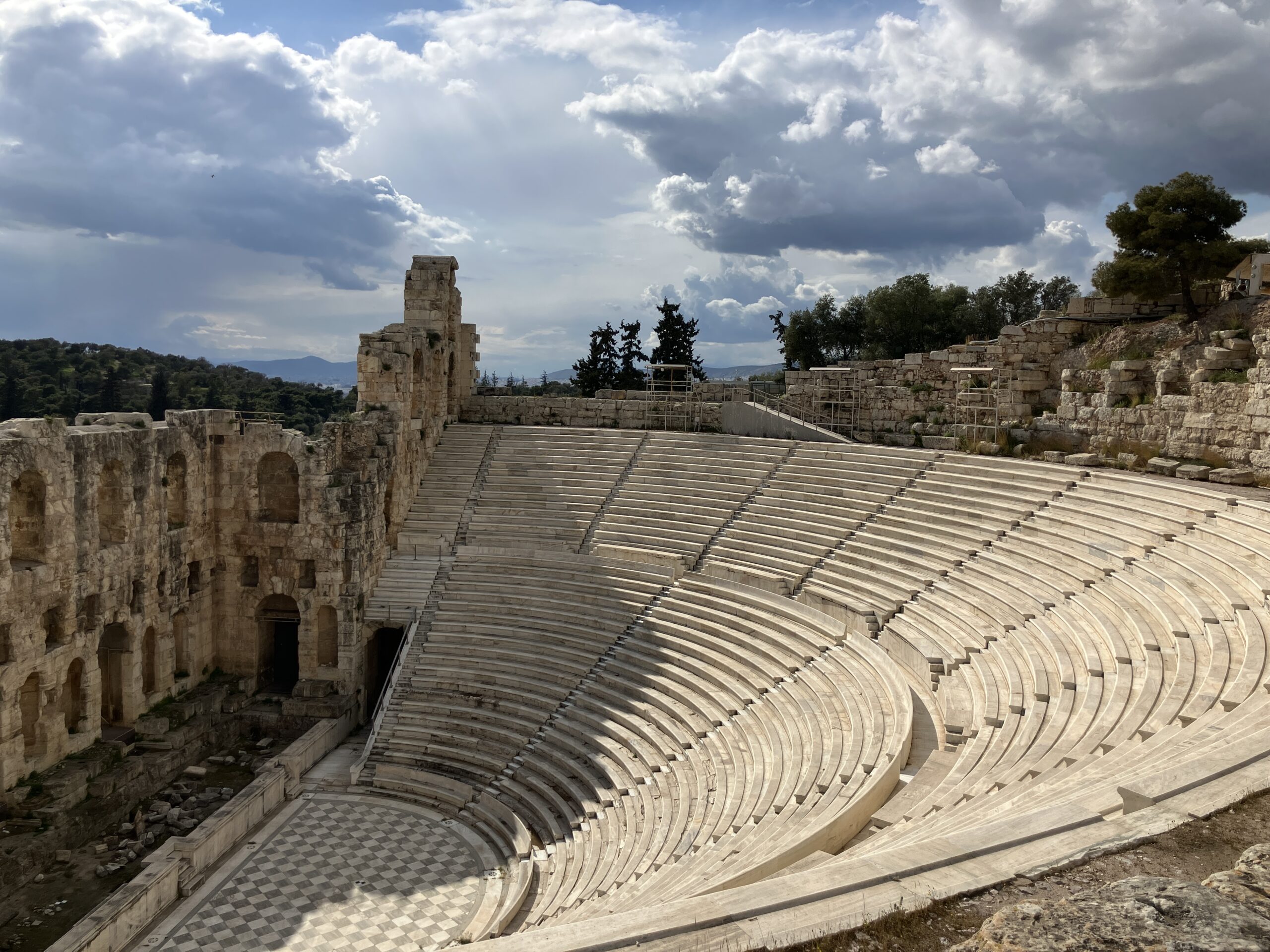 パルテノン神殿を別角度から